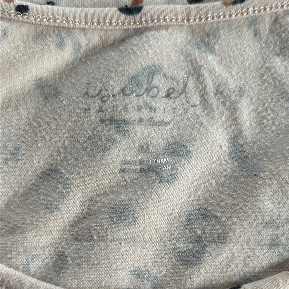 Isabel Maternity by Ingrid & Isabel Cream Scoop Neck Leopard Print Tee - Picture 2 of 2
